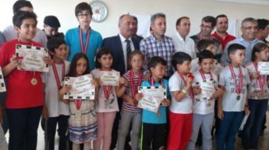 Serik Atat&uuml;rk&rsquo;&uuml; Anma Satran&ccedil; Turnuvası Sona Erdi