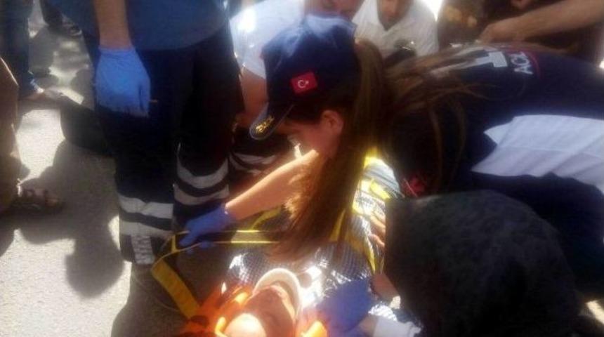 Otomobil İle Motosiklet &Ccedil;arpıştı: 1 Yaralı