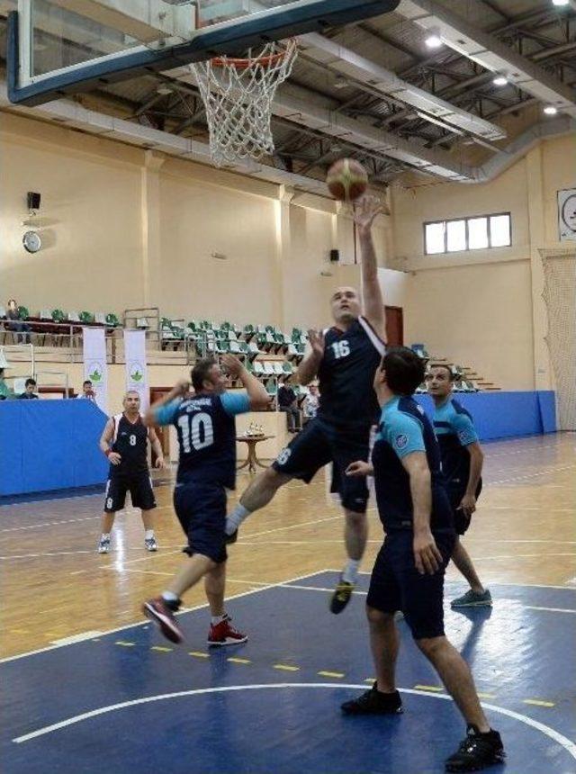 Osmangazi Personeli Basket Turnuvasında Stres Attı 2