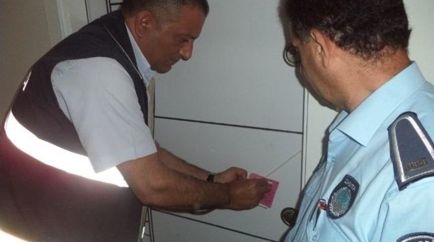 Serdivan Belediyesi&rsquo;nden G&uuml;n&uuml;birlik Kiralanan Apartlara M&uuml;h&uuml;r