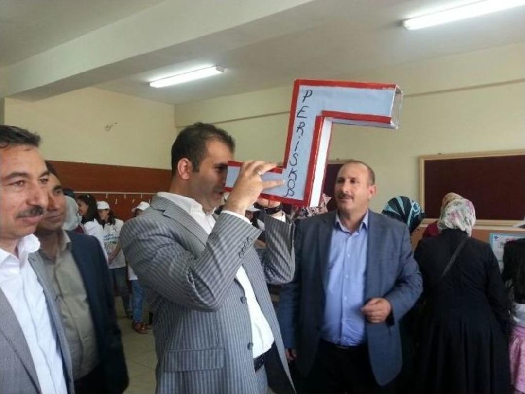 Ağrı&rsquo;da T&uuml;bitak Bilim Fuarı