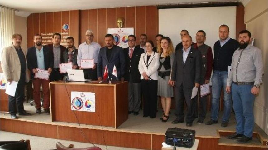 T&uuml;bitak Arge Proje Yazma Eğitimini Alan Kursiyerlere Sertifikaları Verildi