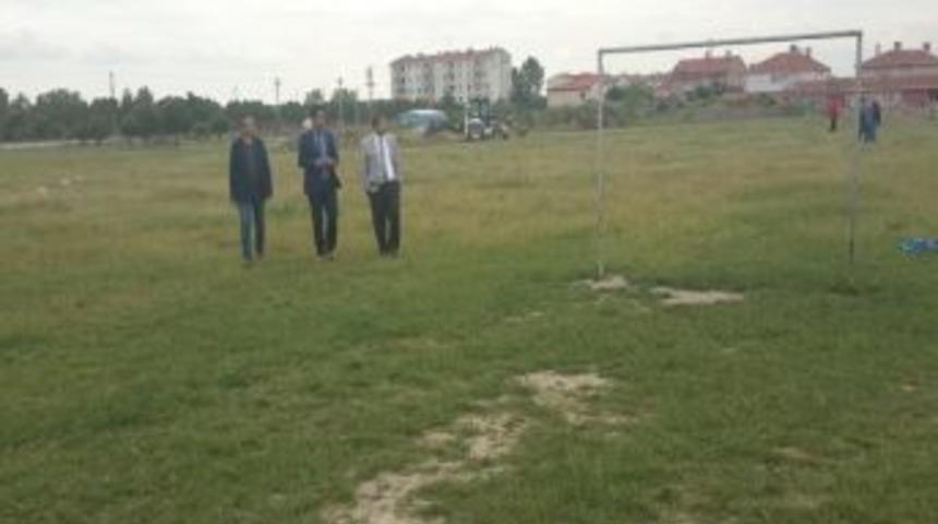 Ergene&rsquo;ye Yeni Futbol Sahası Yapılıyor