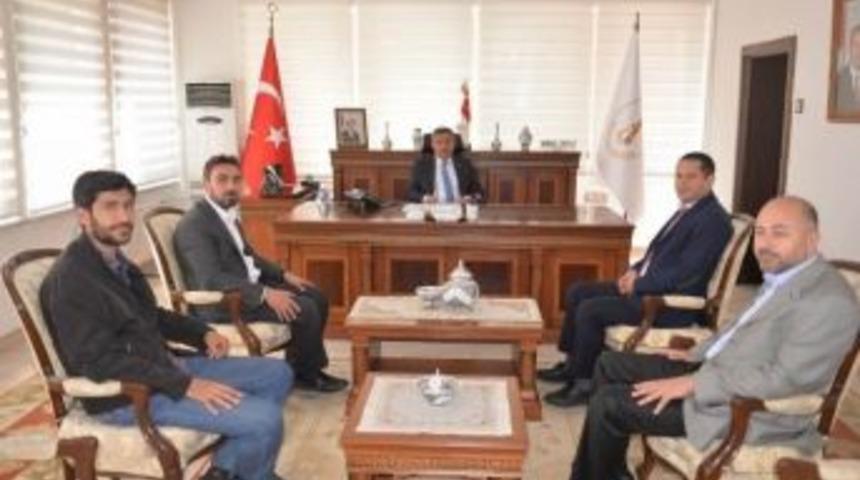 Ahmet Eşsiz: Bir &Uuml;lke Mimar Ve M&uuml;hendislerin Omuzlarında Y&uuml;kselir