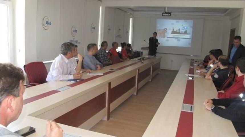 Esmay, Arama-kurtama Ekiplerince İstişare Edildi