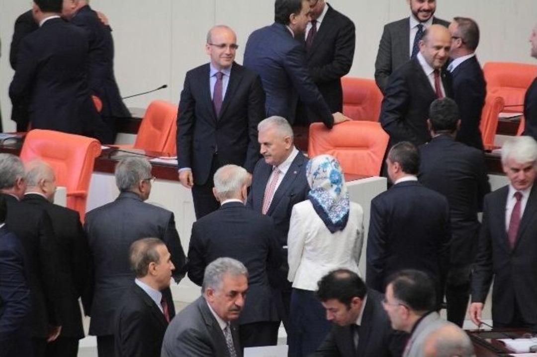 Başbakan Yıldırım H&uuml;k&uuml;met Programını A&ccedil;ıklıyor