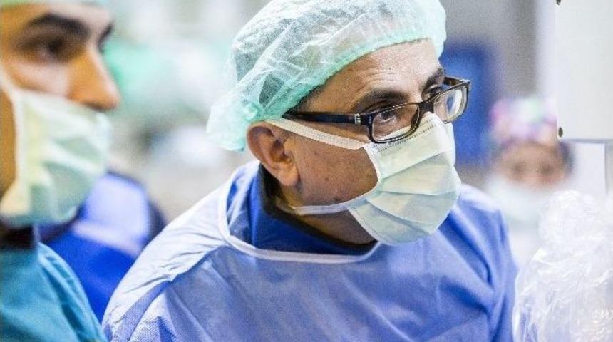 Tıkalı Bacak Damarına Balon Tedavisi