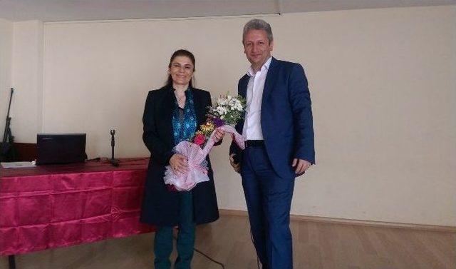 Çayırova’da ’hoca Ahmet Yesevi’ Konferansı