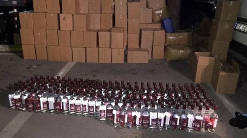 Adana&rsquo;da Ka&ccedil;ak İ&ccedil;ki Ve Sigara Operasyonu