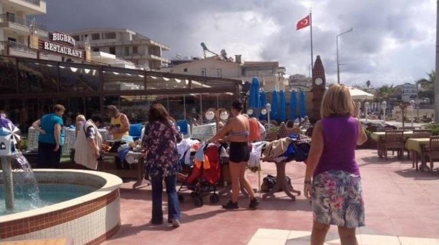 Didim&rsquo;de Sokak Hayvanları İ&ccedil;in Kermes D&uuml;zenlendi