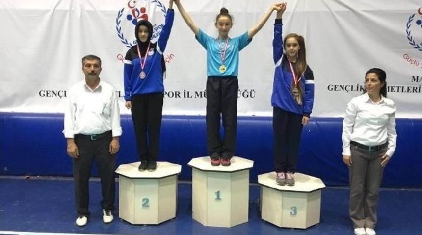 Taekwondo&rsquo;da İl Birinciliği Yunusemre&rsquo;de