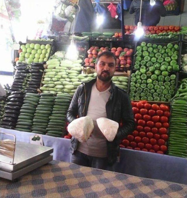 Beş Kilo Ağırlığında &Ccedil;aşır Mantarı, G&ouml;renleri Şaşırttı 2