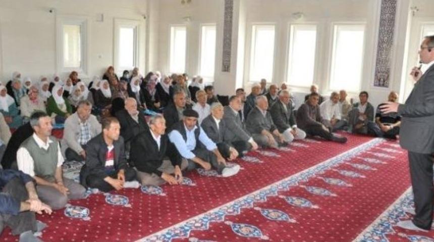 Simav&rsquo;da Hacı Adaylarına Seminer