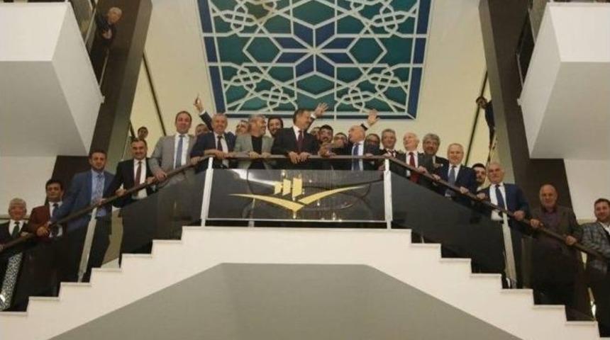 Devir Teslim T&ouml;reninde Hemşerileri &Ouml;zhaseki&rsquo;yi Yalnız Bırakmadı