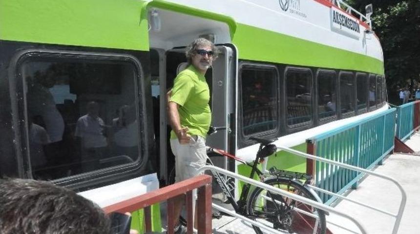 İznik G&ouml;l&uuml;&rsquo;nde &lsquo;mavi Tur&rsquo; Keyfi