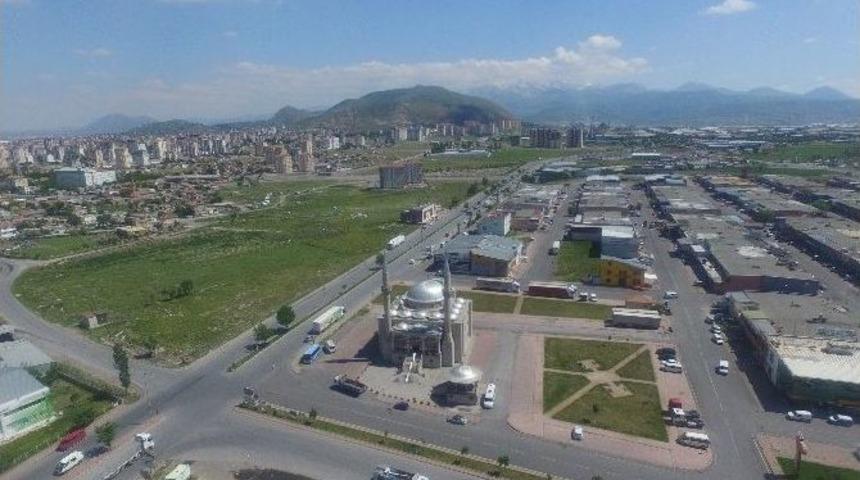 B&uuml;y&uuml;kşehir Belediyesi Ara&ccedil; Sayımını Drone Aracılığıyla Tespit Ediyor