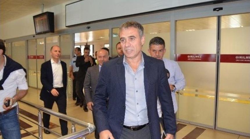 Muharrem Usta Ve Ersun Yanal Trabzon&rsquo;da