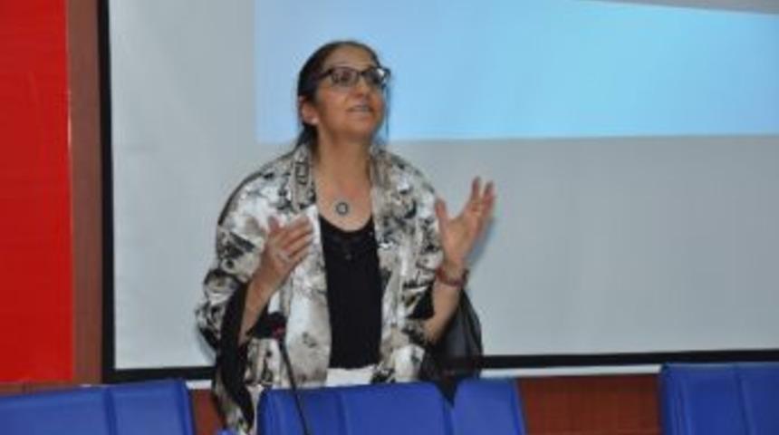 İki &Uuml;niversitenin &Ouml;ğrencileri Aynı Programda Bir Araya Geldi