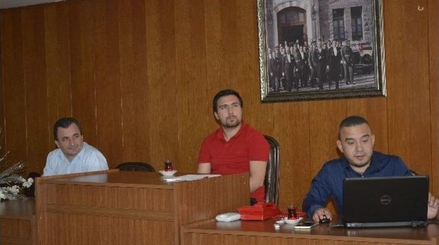 Belediye &Ccedil;alışanlarına E-imza Semineri