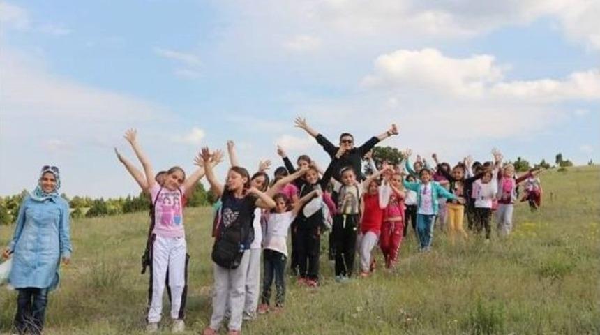 Miniklerin Doğa Y&uuml;r&uuml;y&uuml;ş&uuml;