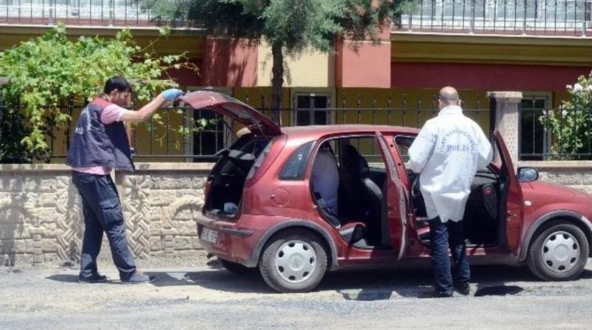 Doktor Oğlunun Yanında İntihar Girişiminde Bulundu
