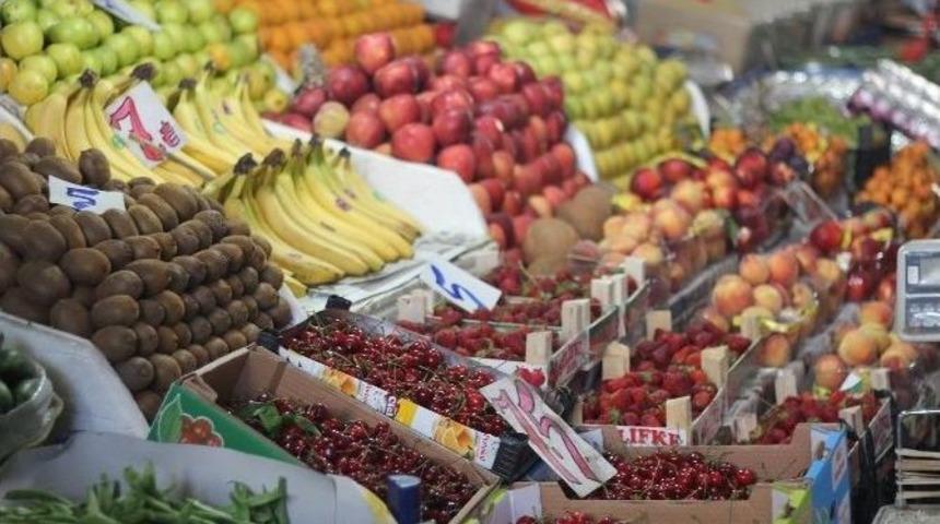 Yazlık Meyveler Tezgahlarda Yerini Aldı