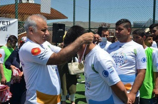 Elazığ’da ‘aşmak İçin Hareket’ Kampanyası Başladı 3