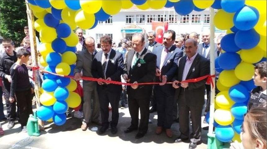 Okulda T&uuml;bitak 4006 Bilim Fuarı