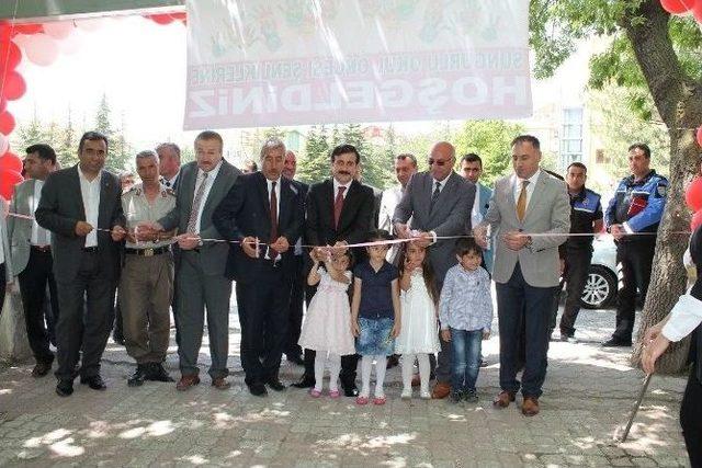 Sungurlu’da Halk Eğitim Sergisi Ve Tubitak Bilim Fuarı Açıldı