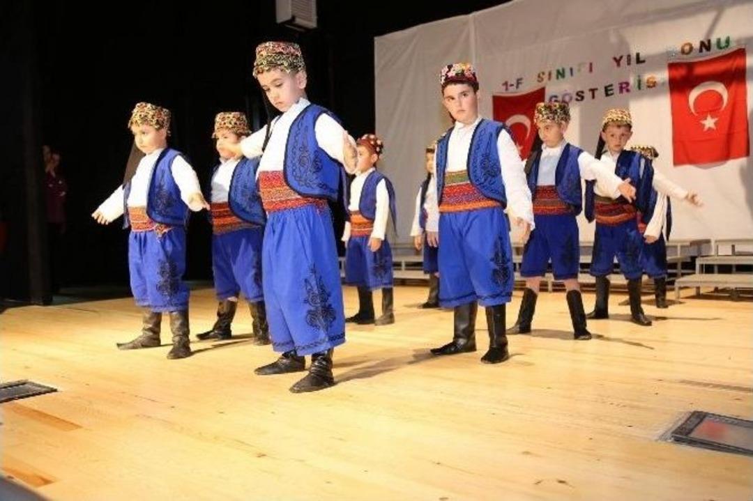 Yozgat Sakarya İlkokulu 1. Sınıf &Ouml;ğrencileri Yıl Sonu G&ouml;sterilerini Sundu