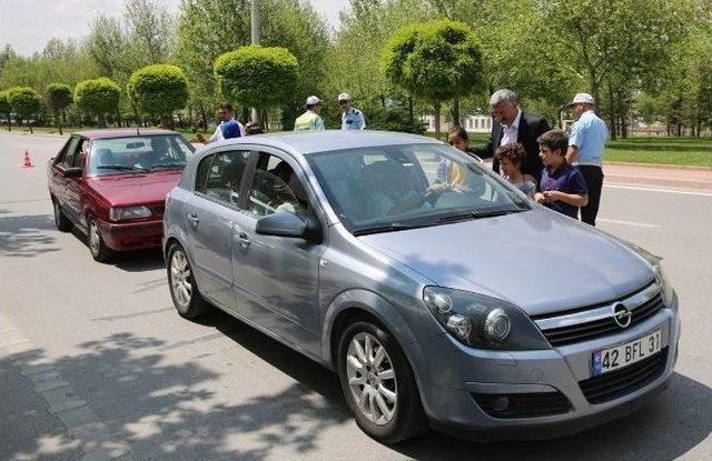 Öğrenciler, Sedep Kapsamında Trafik Sorumluluk Uygulaması Yaptı