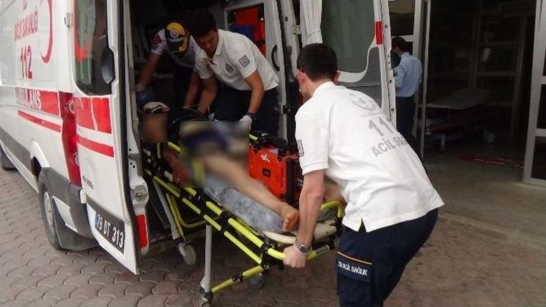 Işid, Azez&rsquo;de Bombalı Ara&ccedil;la İntihar Saldırısı D&uuml;zenledi: 5 &Ouml;l&uuml;, 3 Yaralı