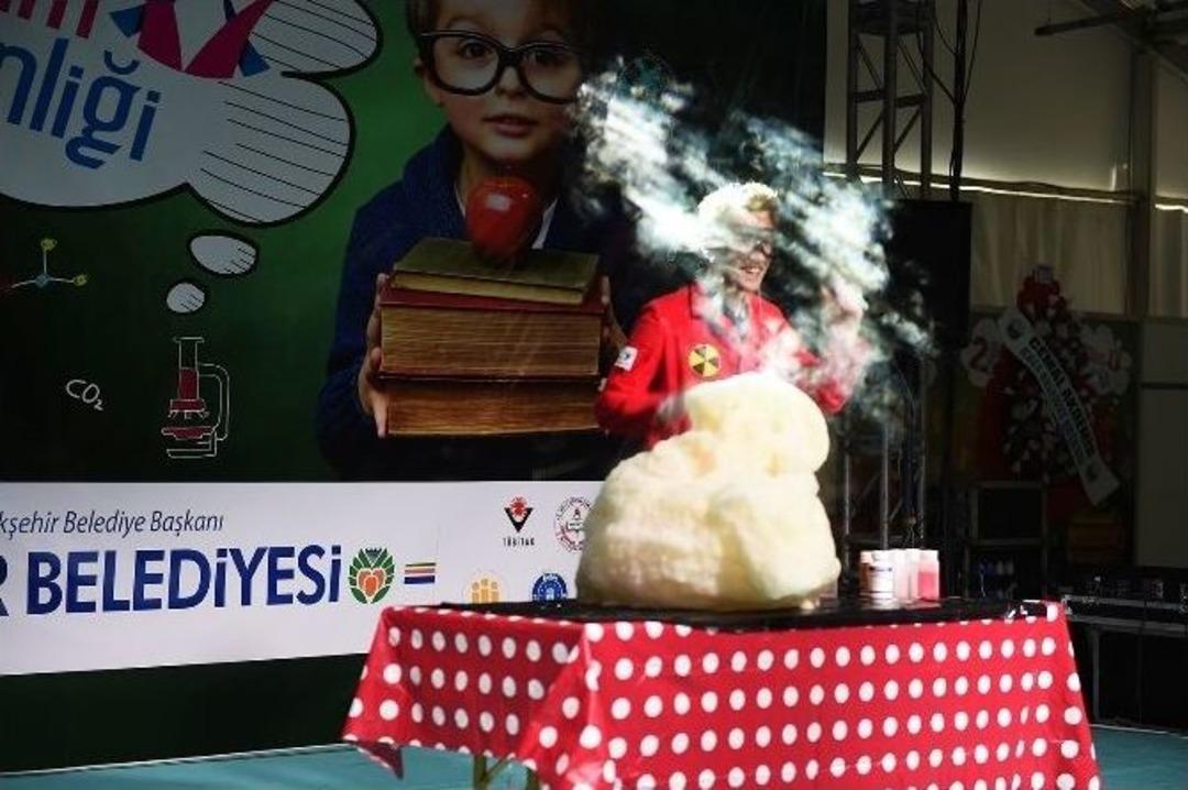 2. Malatya Bilim Şenliği D&uuml;zenlenen T&ouml;renle Başladı