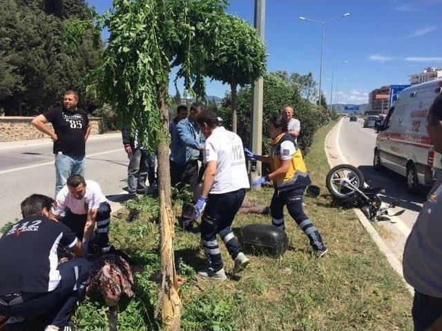 Çanakkale’de Trafik Kazası: 1 Ölü, 1 Yaralı 1