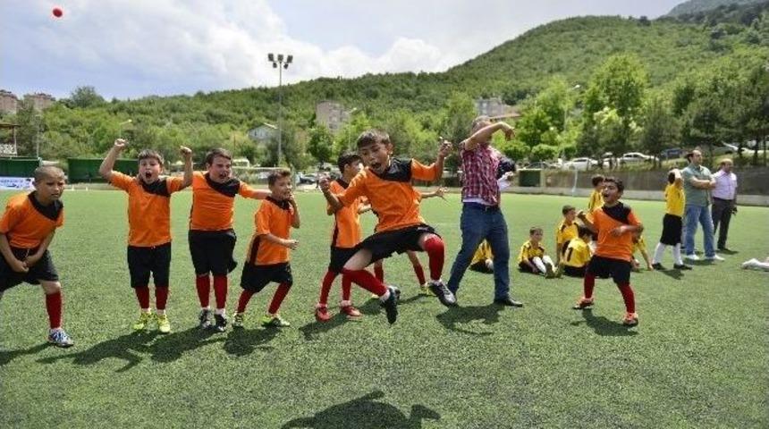 Başkanlık Kupası İ&ccedil;in Yarıştılar