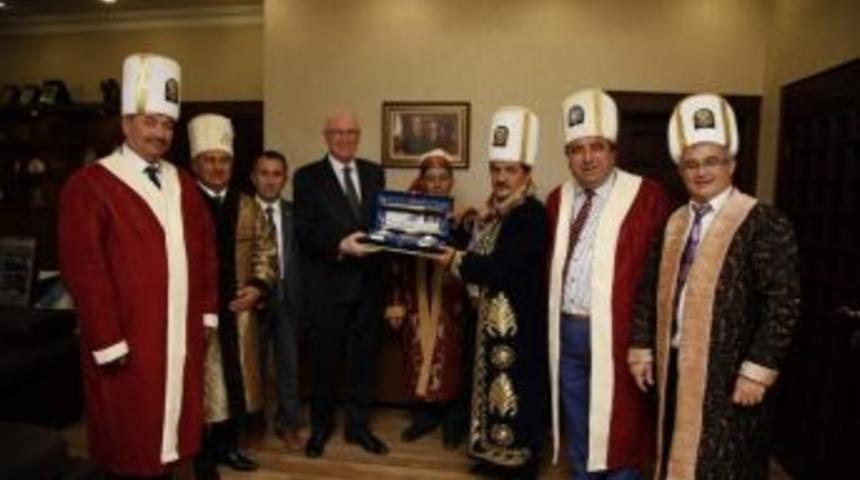 Ahilerden Başkan Kurt&rsquo;a Ziyaret