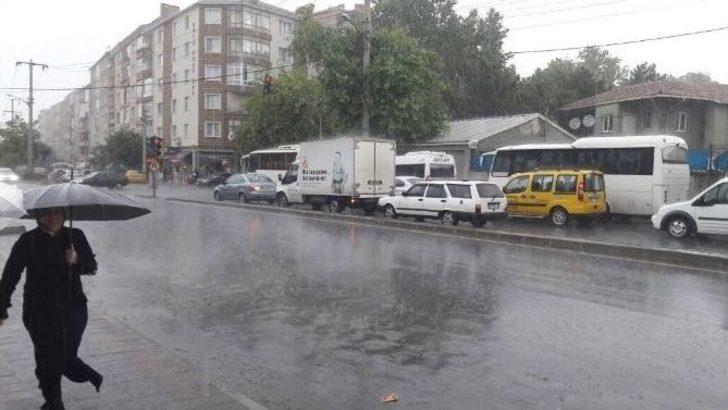 Tekirdağ’da Yağmur Hayatı Olumsuz Etkiledi G2