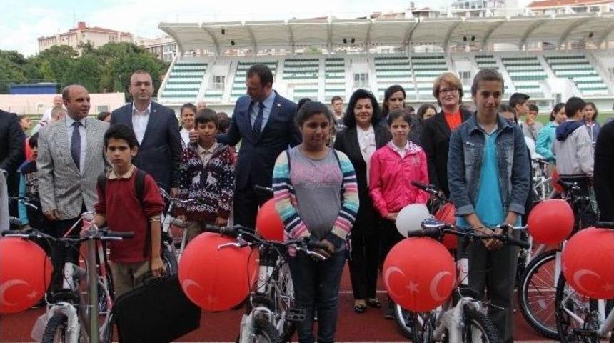 Kırklareli&rsquo;nde 419 Adet Bisiklet Dağıtıldı