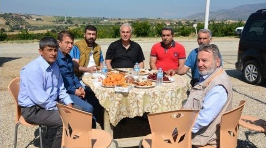 Malatya Heyeti Ege B&ouml;lgesindeki Kayısı Bah&ccedil;elerinde İnceleme Yaptı