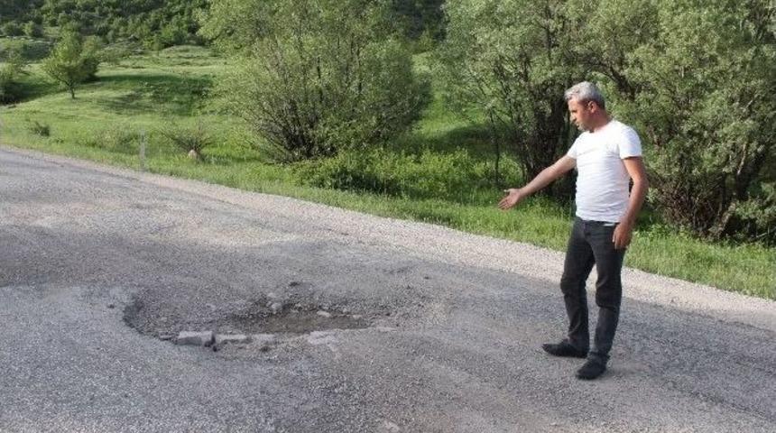 Şemdinli-y&uuml;ksekova Karayolu K&ouml;stebek Yuvasına D&ouml;nd&uuml;