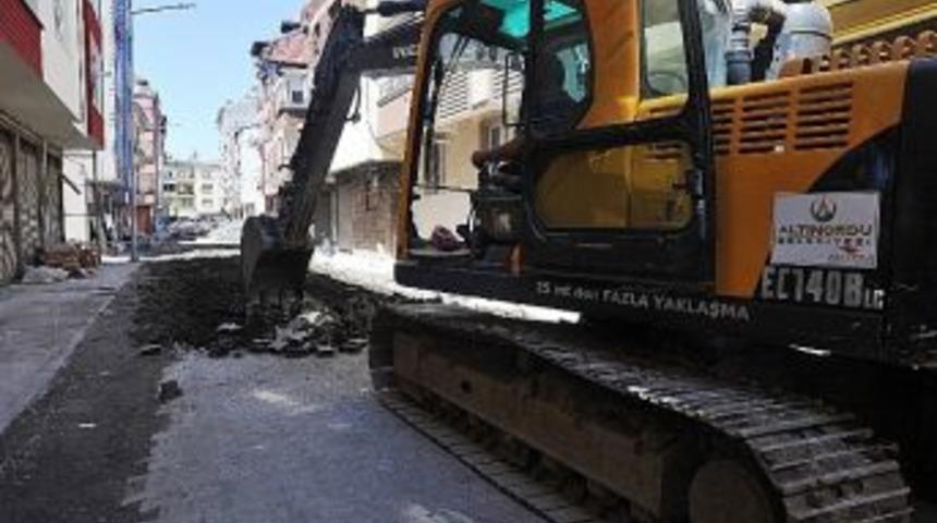 Altınordu&rsquo;da Sıcak Asffalt Seferberliği