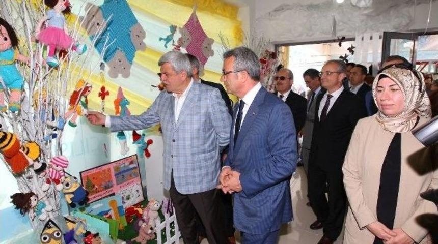 Gesmek Yılsonu Sergisini Başkanlar A&ccedil;tı