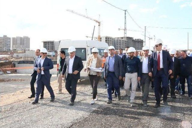 Toki’den Şanlıurfa’ya 2 Milyar Liralık Yatırım