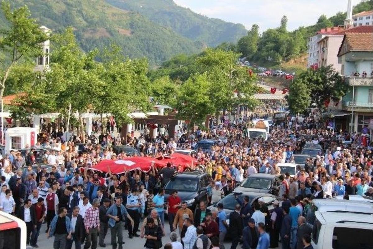 Şehit Uzman &Ccedil;avuş Son Yolculuğuna Uğurlandı
