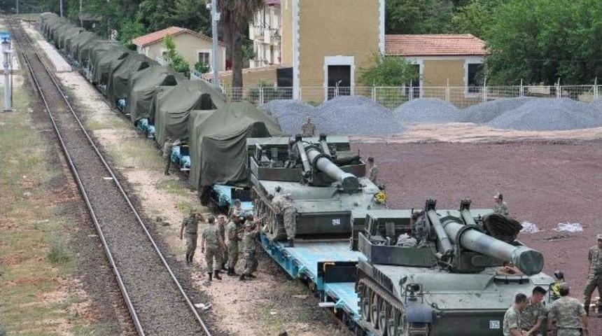 Sınıra Fırtına Ob&uuml;sleri Sevk Edildi