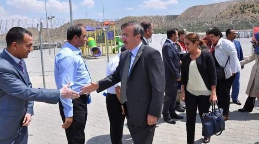 Meclis Araştırma Komisyonu Nizip &Ccedil;adır Kentte İnceleme Yaptı