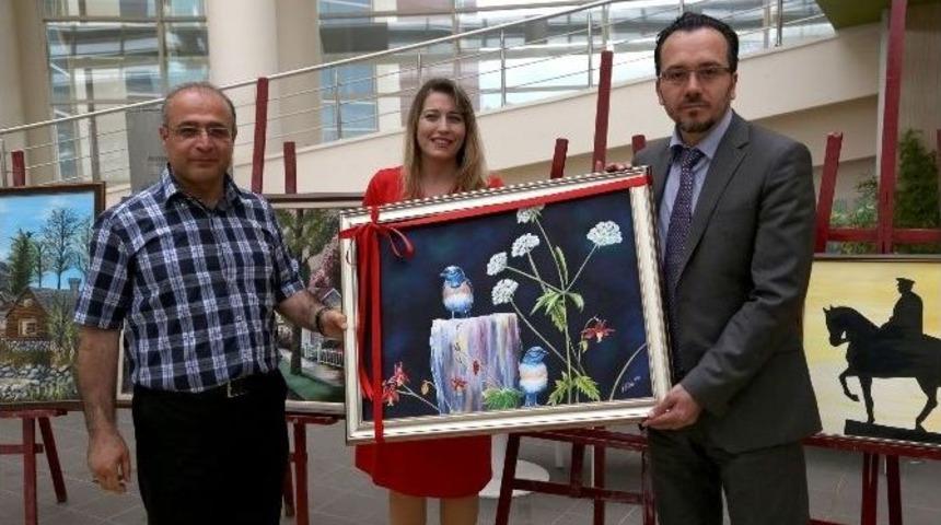 Ad&uuml; Resim Ve Fotoğraf Sergisine Ev Sahipliği Yaptı