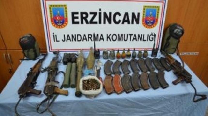 Kemah&rsquo;ta M&uuml;himmat Ve Yaşam Malzemesi Ele Ge&ccedil;irildi