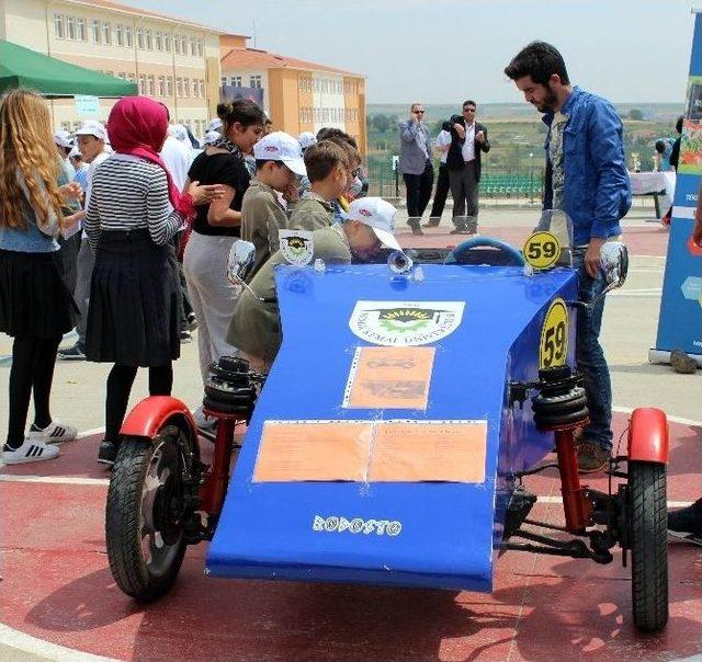 Elektrikle Çalışan Rodosto Öğrencilerin İlgi Odağı Oldu