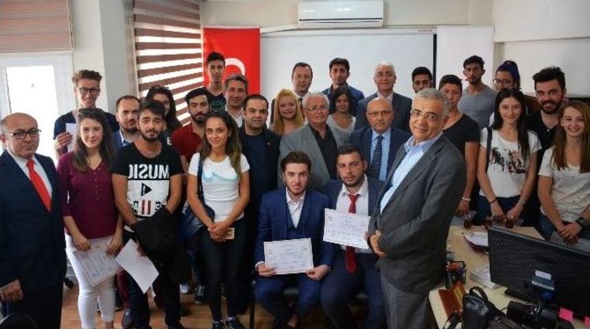 Kursiyerler Sertifikalarını Aldı